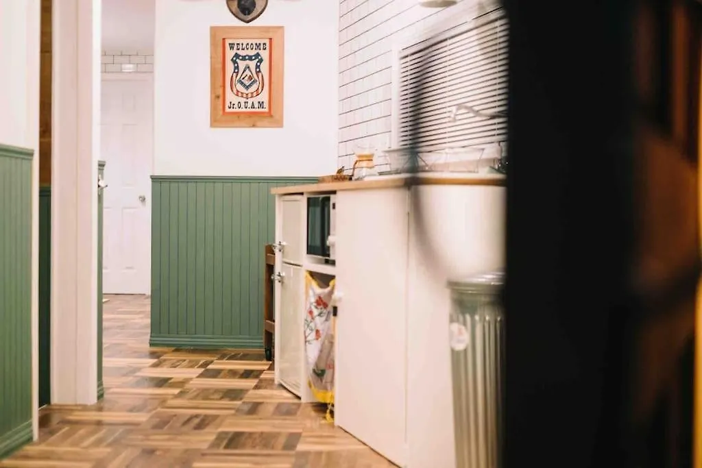 The Bedford Lodge 泉佐野市